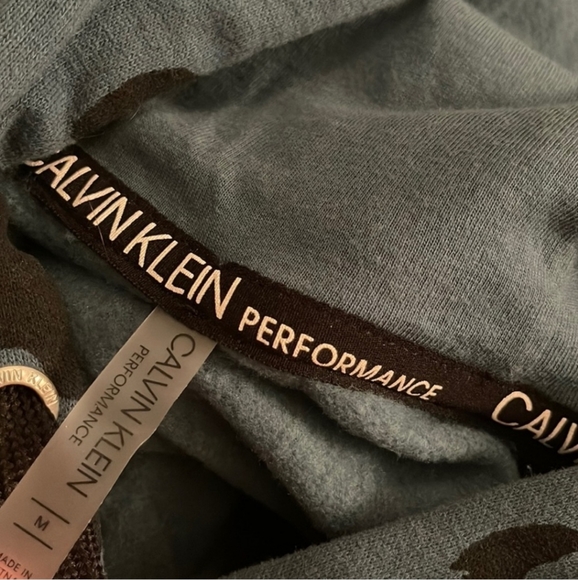 🛒🛍️💥Nwot womens size medium cute leopard print teal black Calvin Klein - Picture 3 of 3